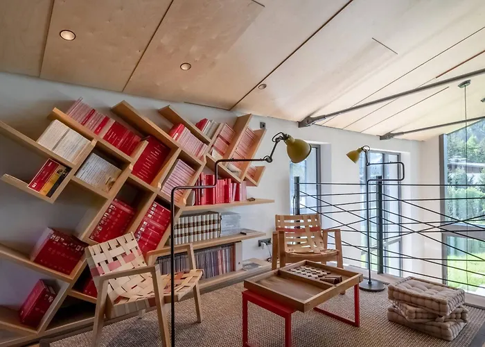 Contemporain Avec Sauna, Cheminée, Et Grand Jardin - Fr-1-343-243 Chalet