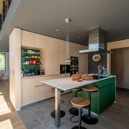 Contemporain Avec Sauna, Cheminee, Et Grand Jardin - Fr-1-343-243 Chalet
