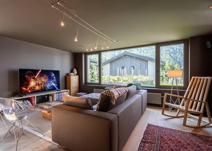 Chalet Contemporain Avec Sauna, Cheminée, Et Grand Jardin - Fr-1-343-243 Chamonix
